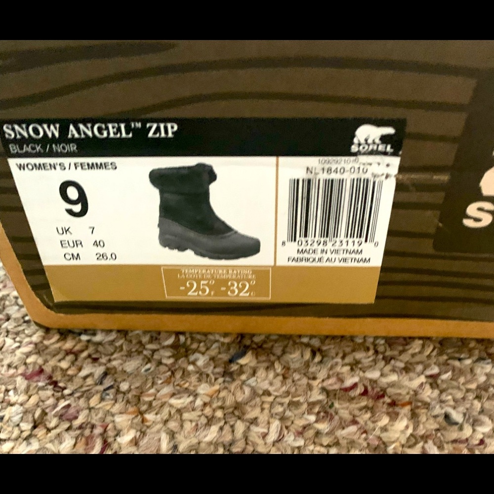 Sorel Snow Angel Women’s Size 9 Winter Boots